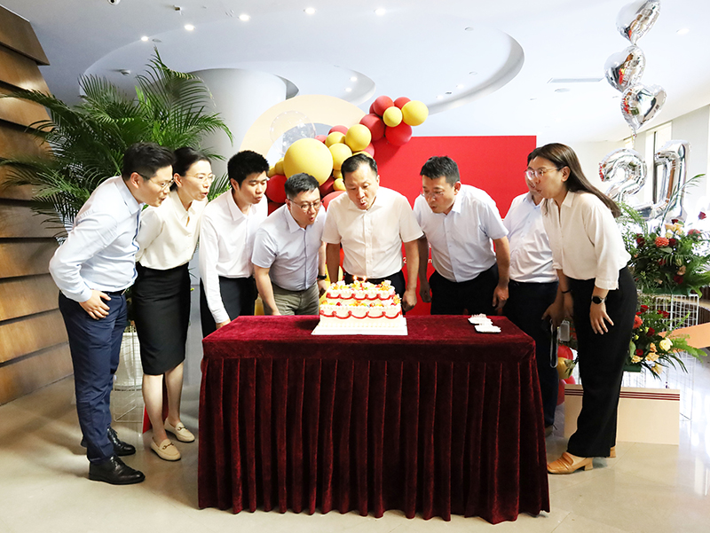 二十一载 智造未来丨贺ga黄金甲股份廿一诞辰，再启新篇